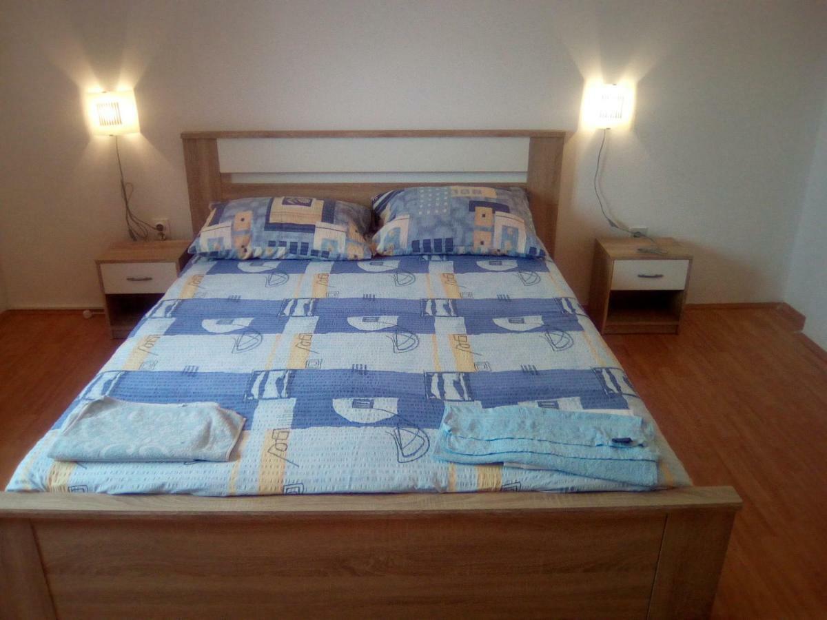 Apartment Damir เซนญ์ ภายนอก รูปภาพ